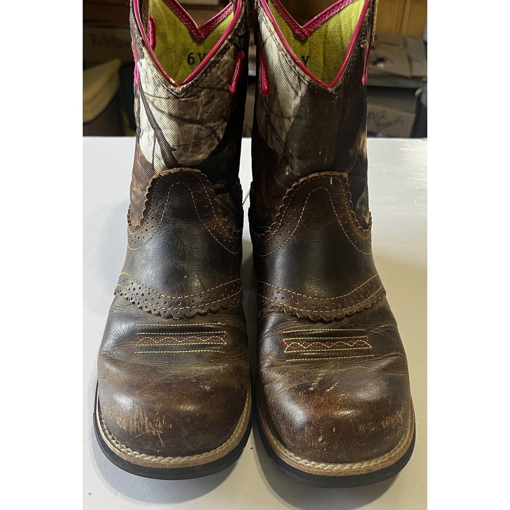 Western Cowgirl Boots Camo Ariat Fat baby Pink Trim Square Toe W8/Y6 Realtree